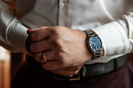 Zegarek tytanowy – czy warto go kupić?